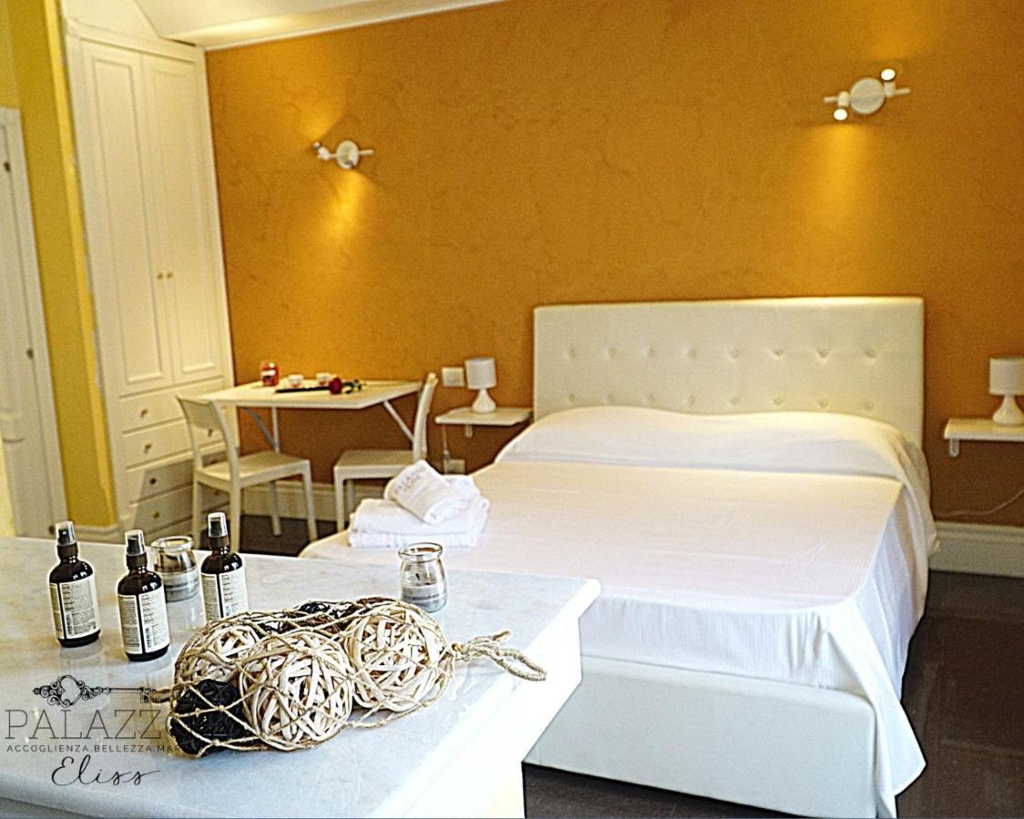 B&B Palazzo Eliss Di Bartocci Srl Margherita Di Savoia Dış mekan fotoğraf